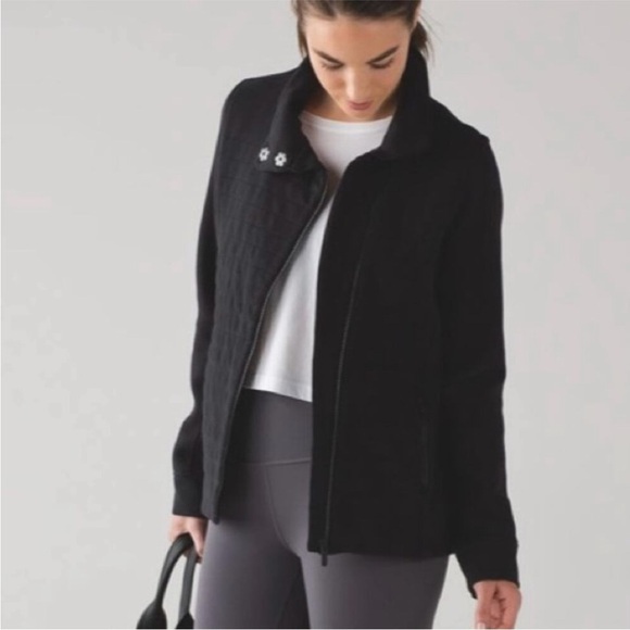 lululemon athletica Jackets & Blazers - Lululemon Women’s Jacket Fleece Be True Jacket Black size 6